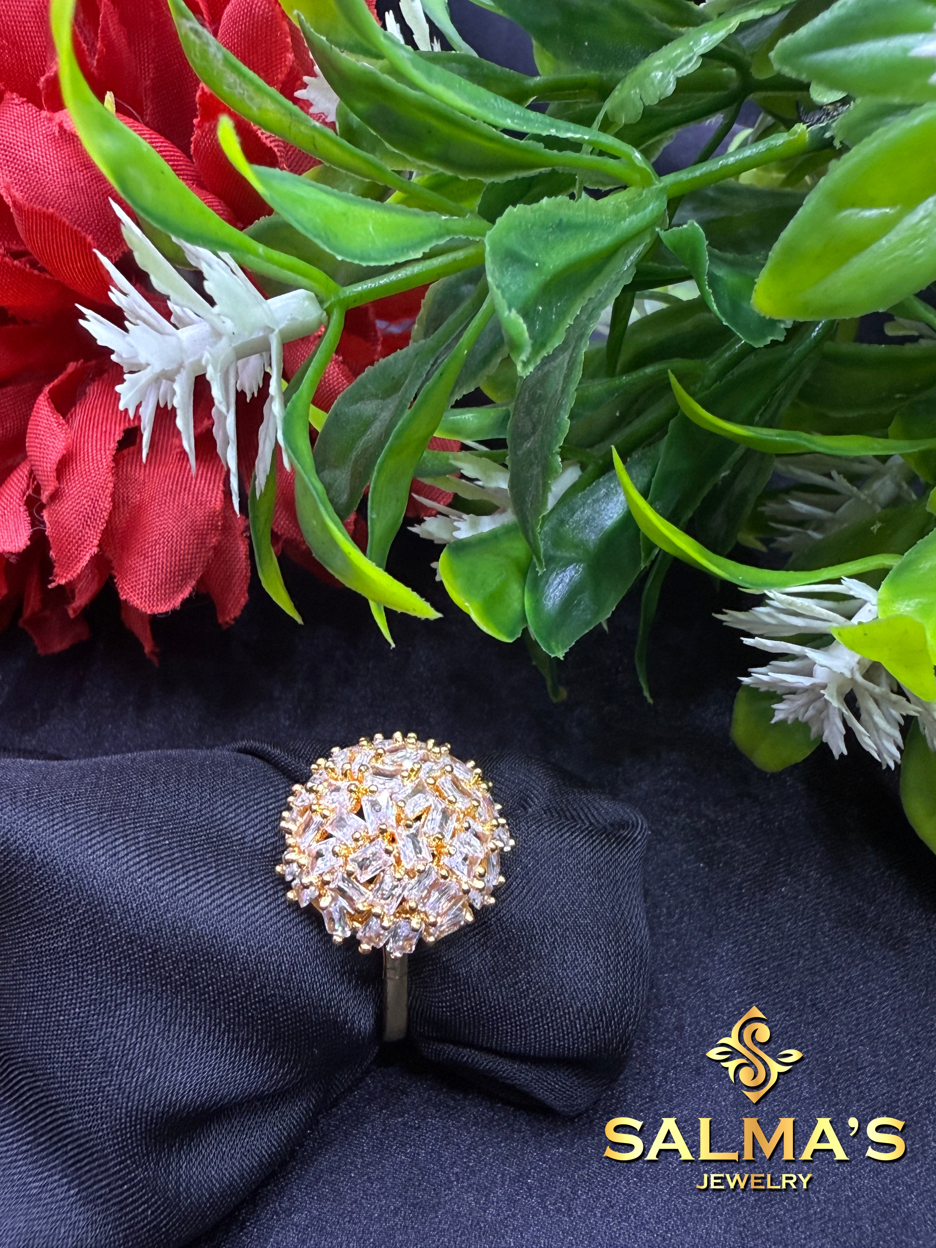 Dazzling Gold-Tone Cluster Ring