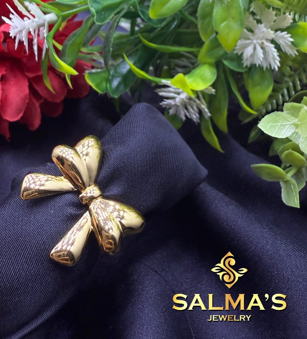 Chic Gold-Tone Sculptural Bow Statement Ring